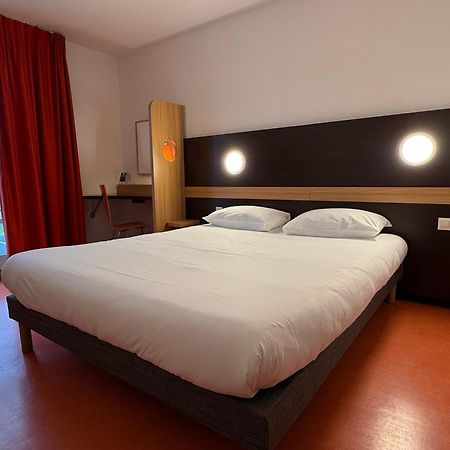 B&B Hotel Lisieux Parc Des Expositions Exterior photo